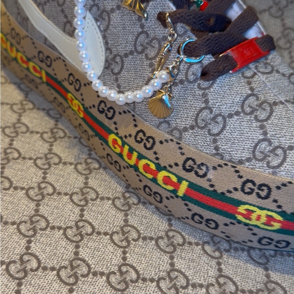 Gucci Kids Tan Sneakers with Green and Red Stripes
